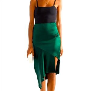 Cushnie 100% Silk Skirt with Cascading Hemline
